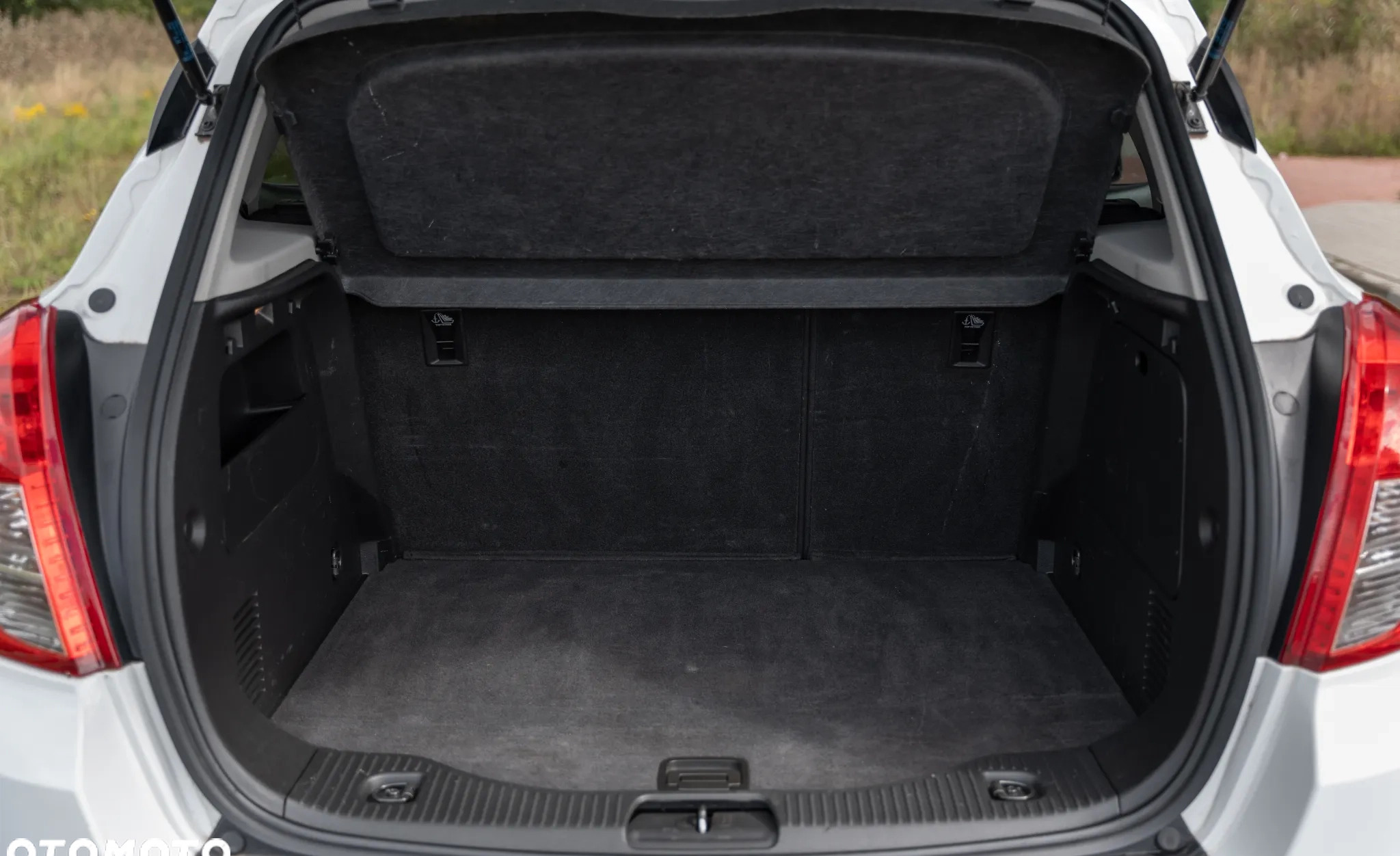 Opel Mokka cena 38500 przebieg: 176000, rok produkcji 2014 z Zawiercie małe 211